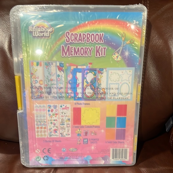 NWT, sealed, Rainbow World 62 piece Deluxe Scrapbooking case set - Picture 2 of 2
